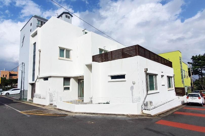 Jeju Guesthouse Togŭnnae Exterior foto